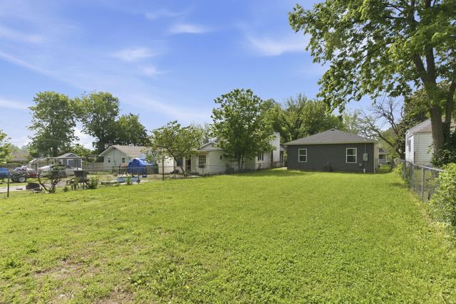 1325 W Brower Street, Springfield, MO 65802