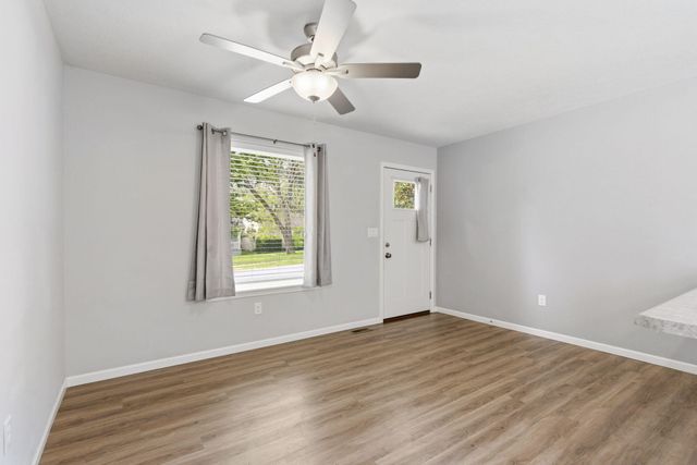 1325 W Brower Street, Springfield, MO 65802