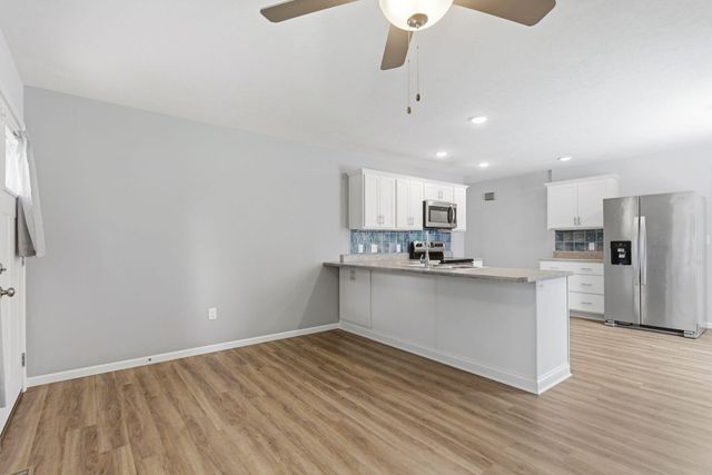 1325 W Brower Street, Springfield, MO 65802