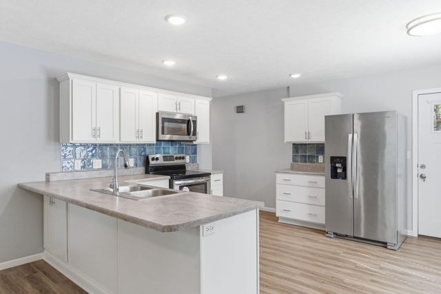 1325 W Brower Street, Springfield, MO 65802
