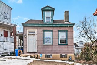 2110 Spring St, Mt Oliver, PA 15210