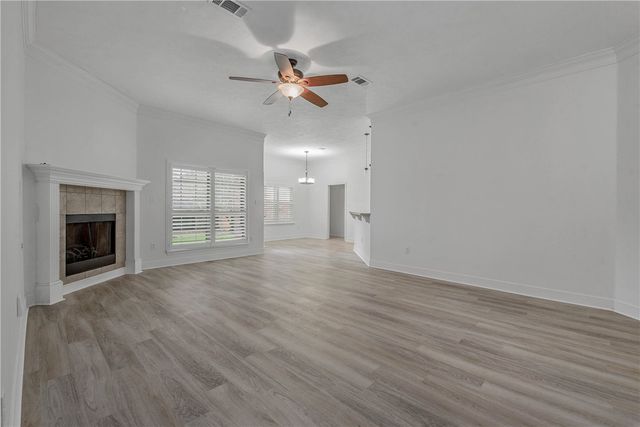 305 Stone Chase Court, College Station, TX 77845