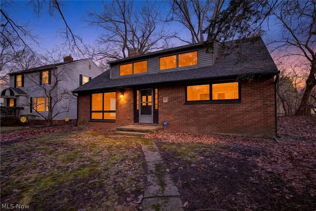 19871 Upper Valley Drive, Euclid, OH 44117