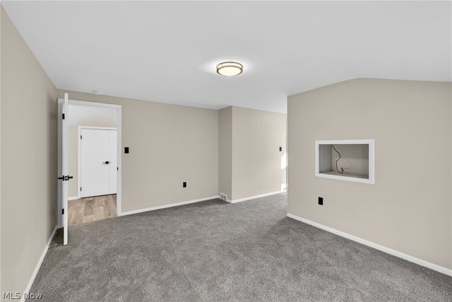 19871 Upper Valley Drive, Euclid, OH 44117