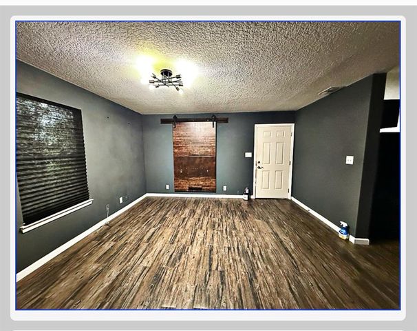 1806 Avenue D, Dickinson, TX 77539