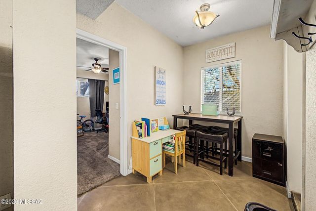 4041 N Ray Place, Tucson, AZ 85705