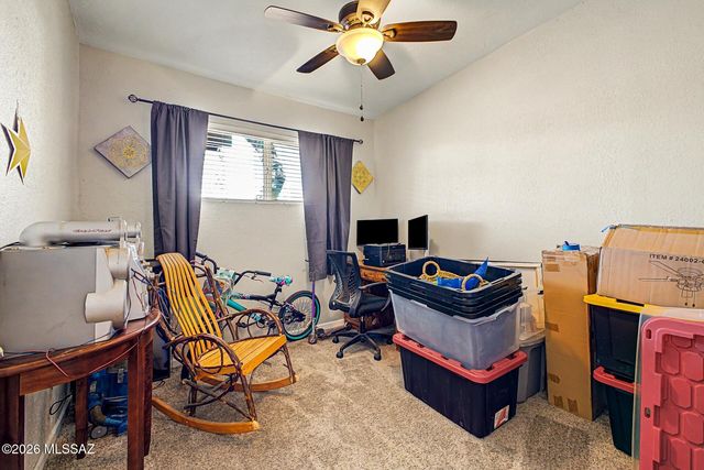 4041 N Ray Place, Tucson, AZ 85705