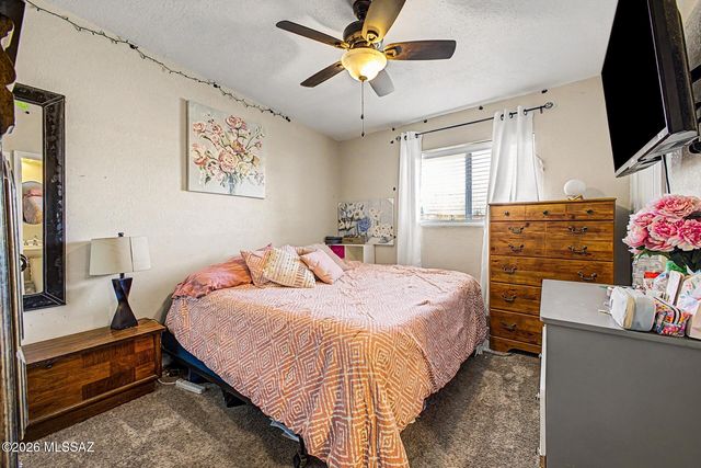 4041 N Ray Place, Tucson, AZ 85705