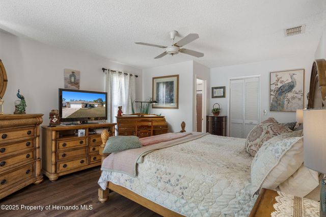 7311 Edinburgh Way, Spring Hill, FL 34613