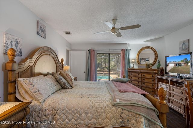 7311 Edinburgh Way, Spring Hill, FL 34613