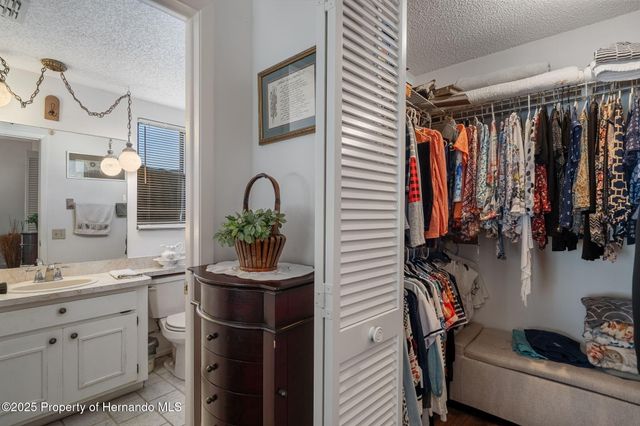 7311 Edinburgh Way, Spring Hill, FL 34613