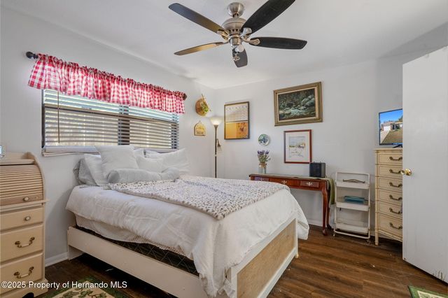 7311 Edinburgh Way, Spring Hill, FL 34613