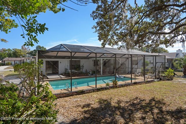 7311 Edinburgh Way, Spring Hill, FL 34613