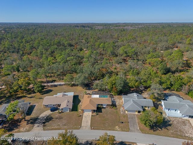 7311 Edinburgh Way, Spring Hill, FL 34613