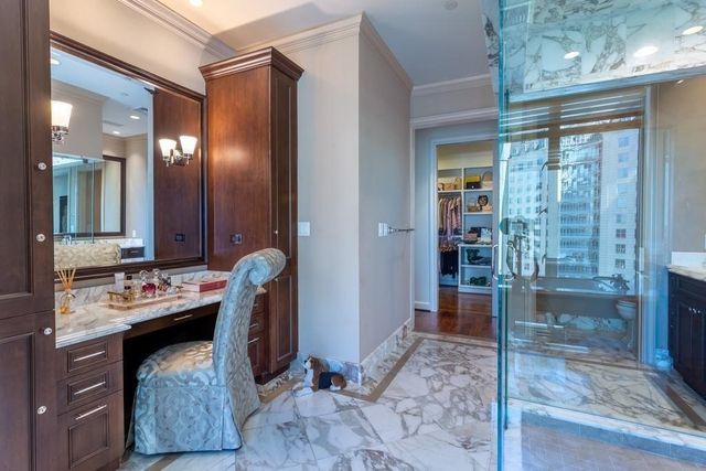 2525 N PEARL Street 1201, Dallas, TX 75201
