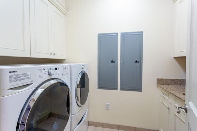 2525 N PEARL Street 1201, Dallas, TX 75201
