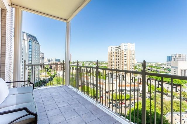 2525 N PEARL Street 1201, Dallas, TX 75201