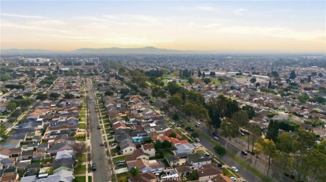 2917 Del Amo, Lakewood, CA 90712