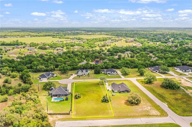 5445 Legend Oaks Court, College Station, TX 77845