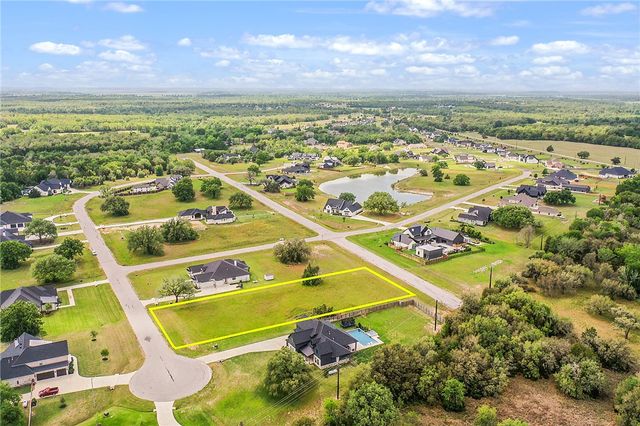 5445 Legend Oaks Court, College Station, TX 77845