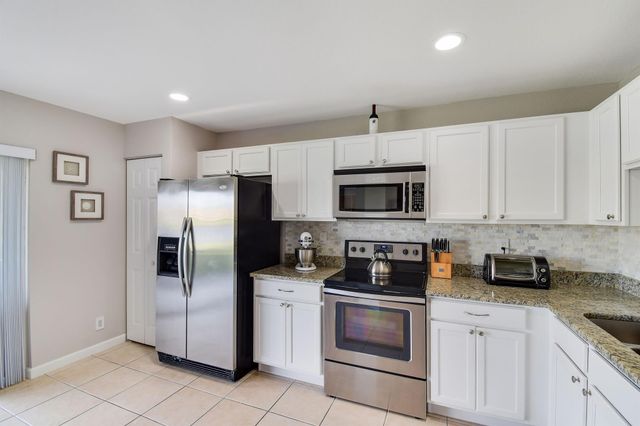 6125 Eaton Street, West Palm Beach, FL 33411