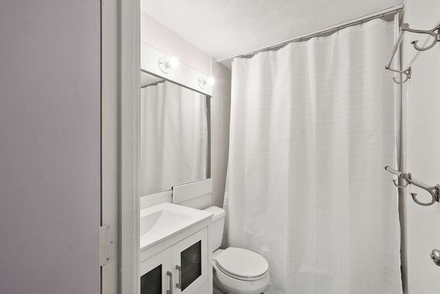 26 Bigelow St A, Cambridge, MA 02139