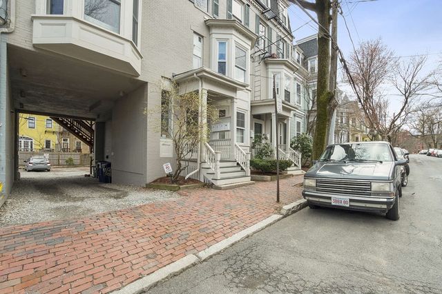 26 Bigelow St A, Cambridge, MA 02139
