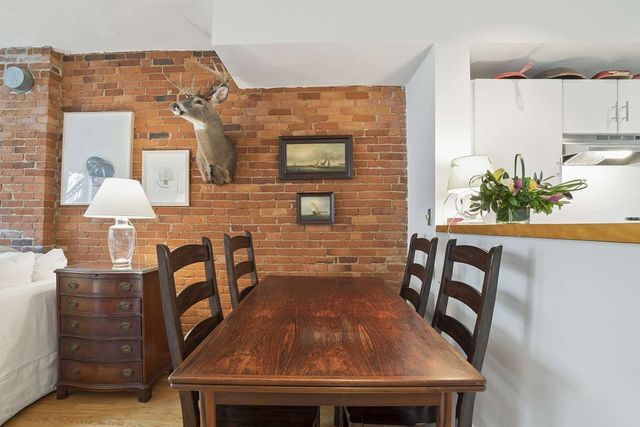 26 Bigelow St A, Cambridge, MA 02139