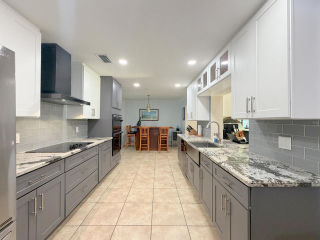 2801 SW 154th Lane, Davie, FL 33331