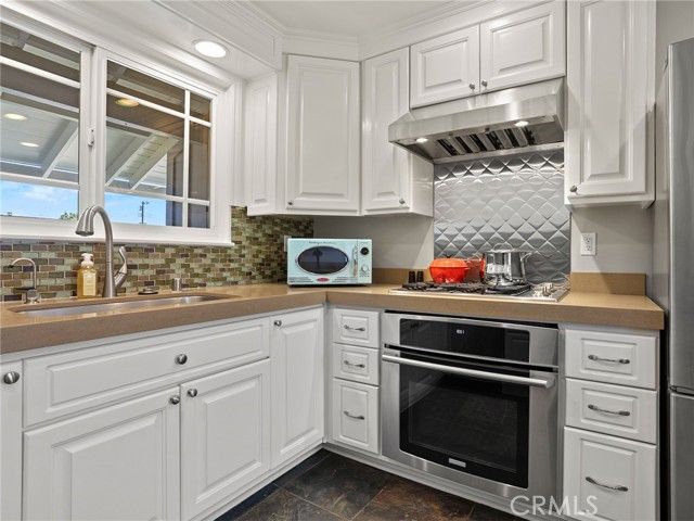 9710 Lubao Avenue, Chatsworth (los Angeles), CA 91311