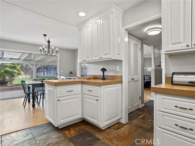 9710 Lubao Avenue, Chatsworth (los Angeles), CA 91311