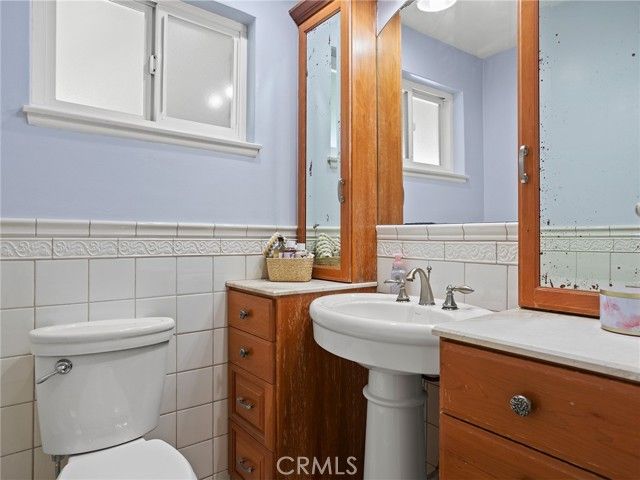 9710 Lubao Avenue, Chatsworth (los Angeles), CA 91311