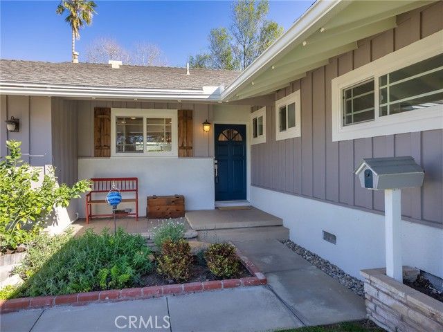 9710 Lubao Avenue, Chatsworth (los Angeles), CA 91311