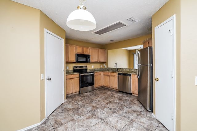 8520 Gatlinburg Drive, Fort Worth, TX 76123