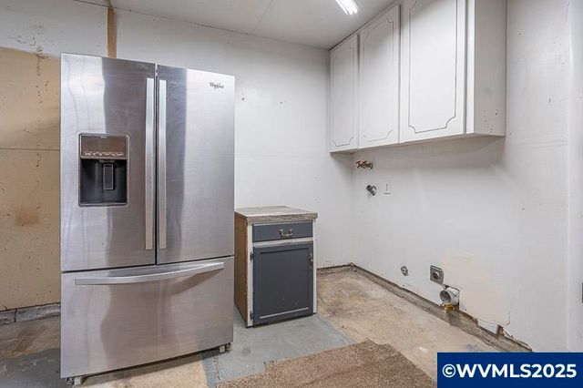 611 NE Bockes Lp, Sheridan, OR 97378