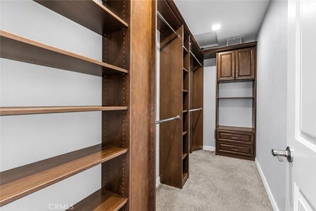 6924 Gaviota Avenue, Van Nuys, CA 91406
