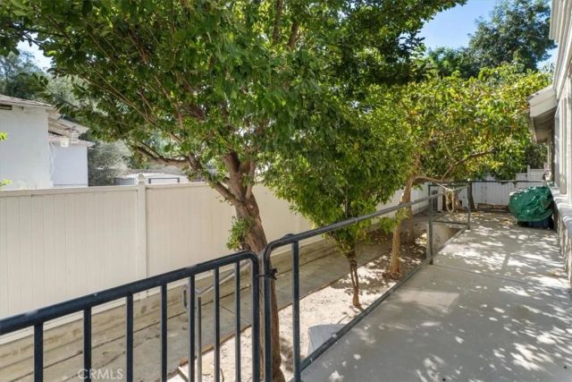 6924 Gaviota Avenue, Van Nuys, CA 91406