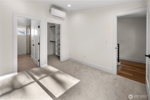 615 18th Avenue E, Seattle, WA 98112