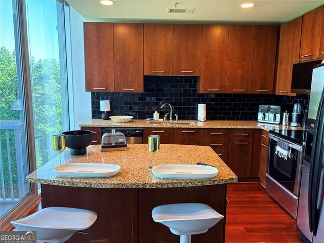 3300 Windy Ridge Parkway SE 819, Atlanta, GA 30339