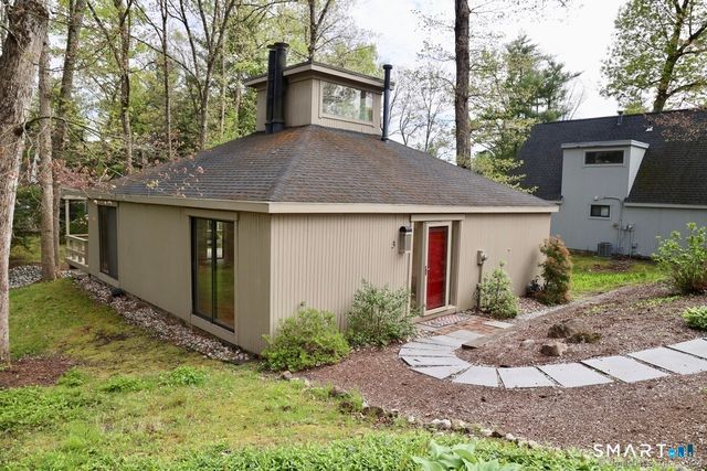 3 Edgewood Circle 3, Avon, CT 06001
