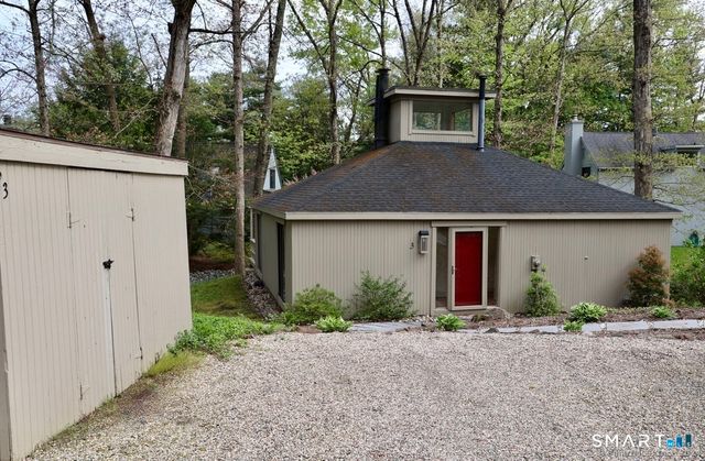3 Edgewood Circle 3, Avon, CT 06001