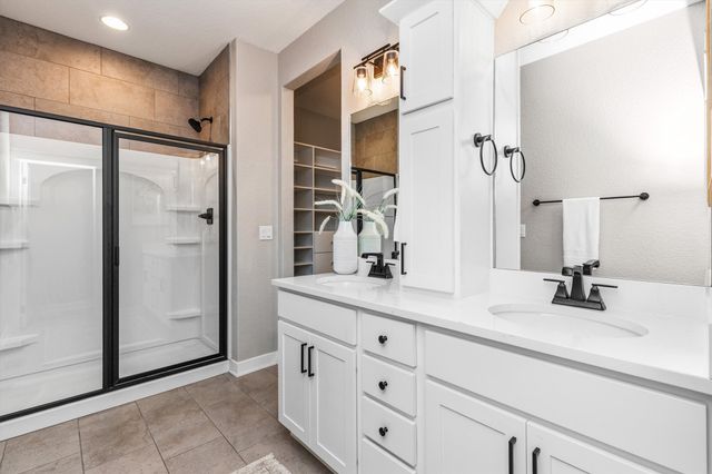1010 Harrington Way, Waukee, IA 50263