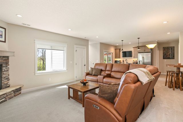 1010 Harrington Way, Waukee, IA 50263