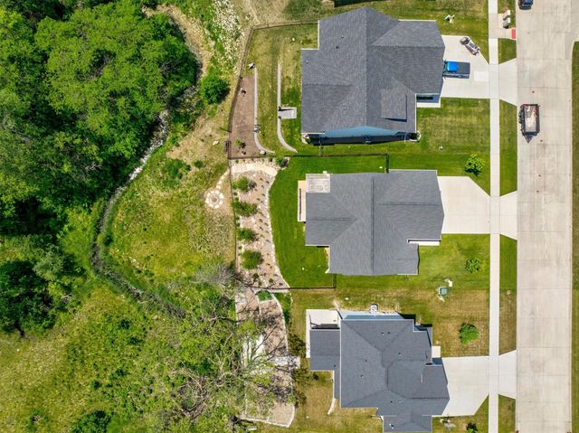 1010 Harrington Way, Waukee, IA 50263