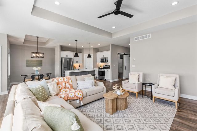 1010 Harrington Way, Waukee, IA 50263