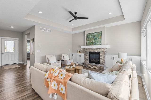 1010 Harrington Way, Waukee, IA 50263