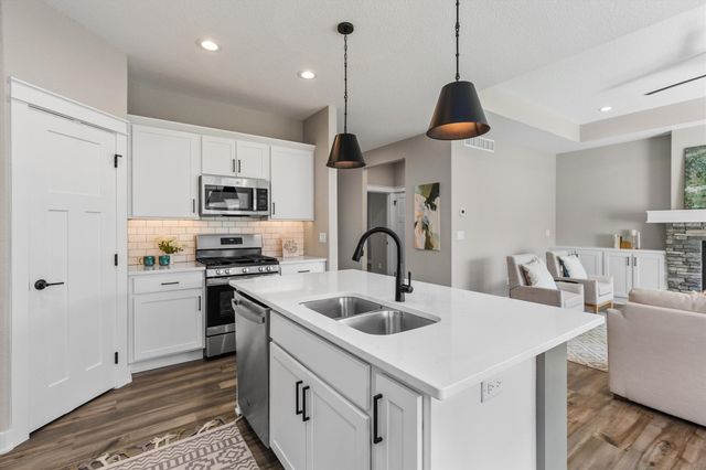 1010 Harrington Way, Waukee, IA 50263
