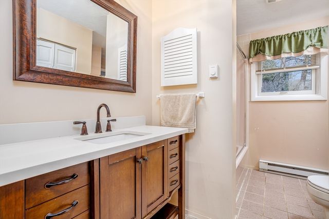 65 Gordon Street, Leominster, MA 01453