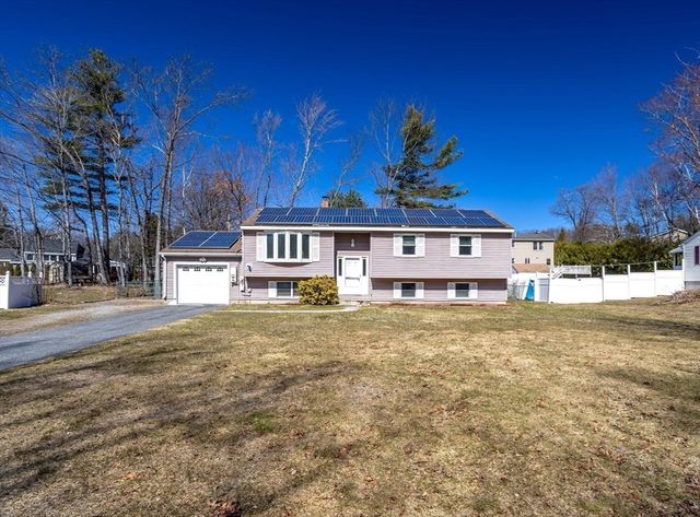 65 Gordon Street, Leominster, MA 01453