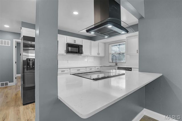 506 Dornoch Drive, St Louis, MO 63137